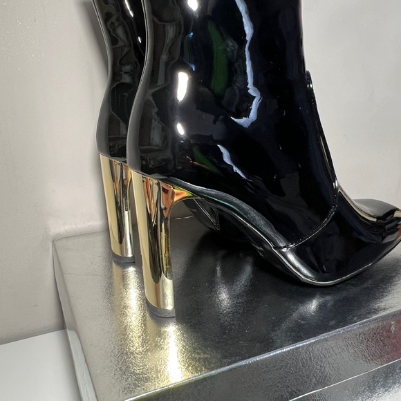 Chunky High Heel Black Patent Faux Leather Ankle Boots Size 8 - Picture 5 of 10